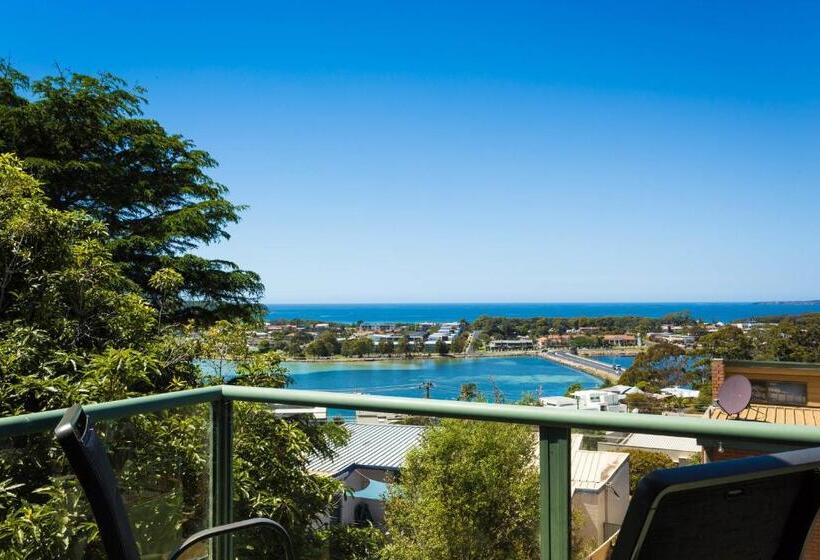 דירת חדר נוף לים, Panoramic Townhouses By Lisa