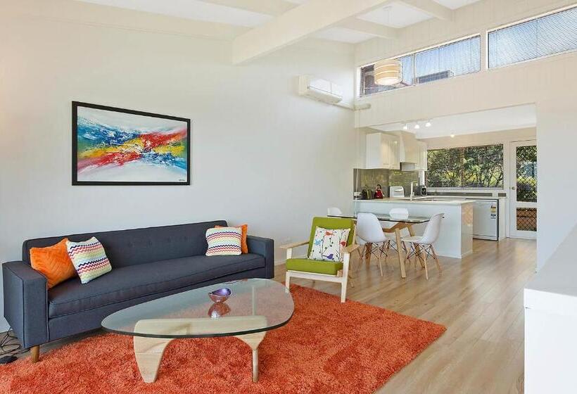 דירת חדר נוף לים, Panoramic Townhouses By Lisa