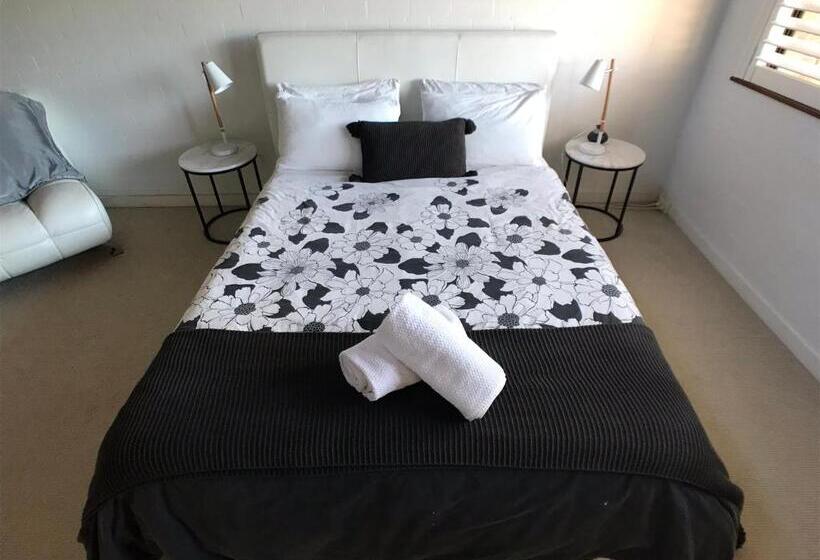 דירת חדר, Treetops Everglades Villa