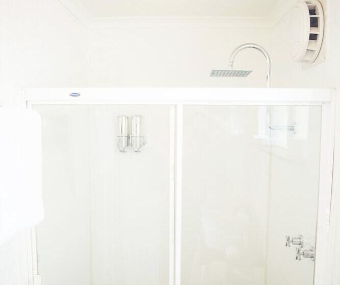 شقة غرفة واحدة, Siesta Central Apartments