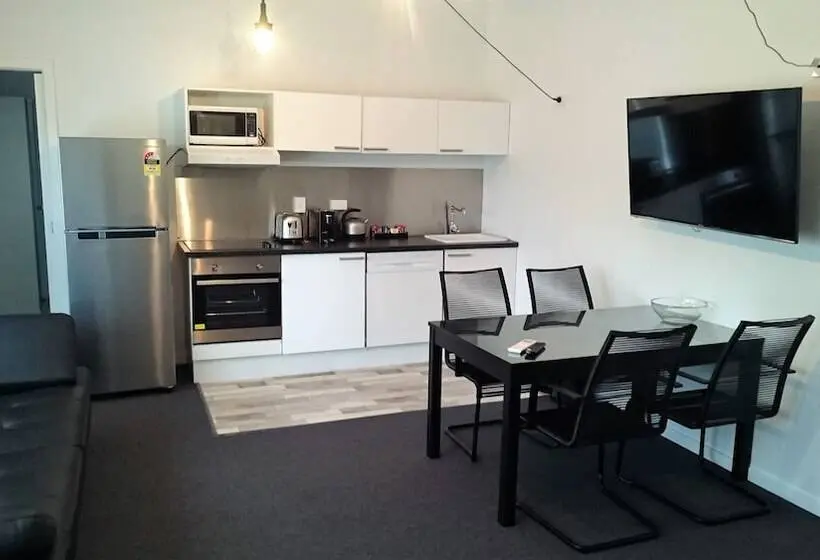 آپارتمان لوکس 1 خوابه, Siesta Central Apartments