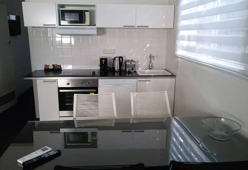 آپارتمان 2 خوابه, Siesta Central Apartments