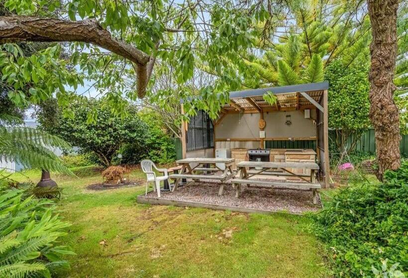 إستوديو قياسى مطلّ علي الحديقة, Smugglers Rest Apartments Dover