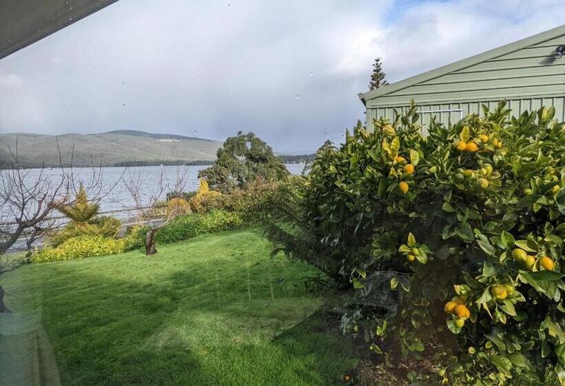 جناح عائلي, Smugglers Rest Apartments Dover