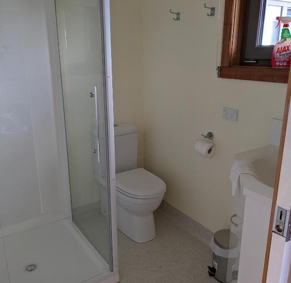 جناح عائلي, Smugglers Rest Apartments Dover