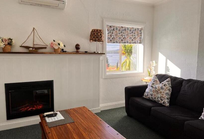 شقة عائلية مطلة على البحر, Smugglers Rest Apartments Dover