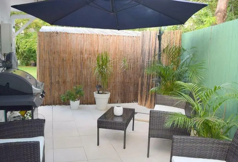 Talo 1 Makuuhuone, South Pacific Bed & Breakfast
