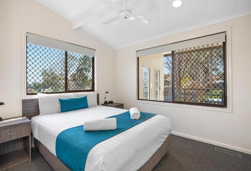 בקתה, Thunderbird Motel Yass