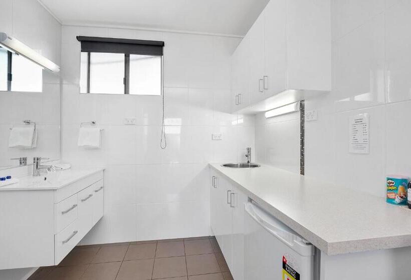 סוויטת אקזקיוטיב 2 חדרים, Thunderbird Motel Yass