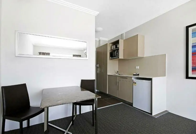 スイート, Value Suites Penrith