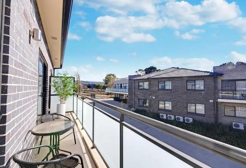 スタンダードスタジオ, Value Suites Penrith