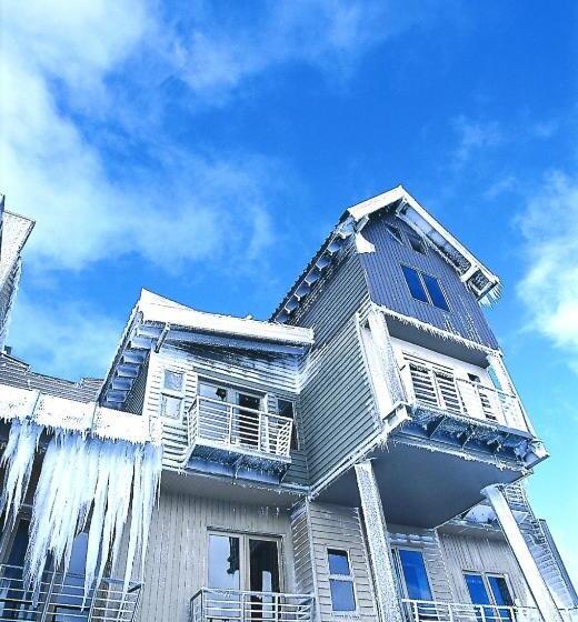 침실 2개 아파트, White Crystal Apartments