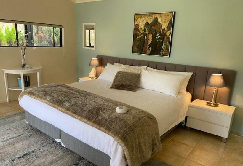 스탠다드 룸 호수 전망, Granite Gardens Cottages & Lake Retreat