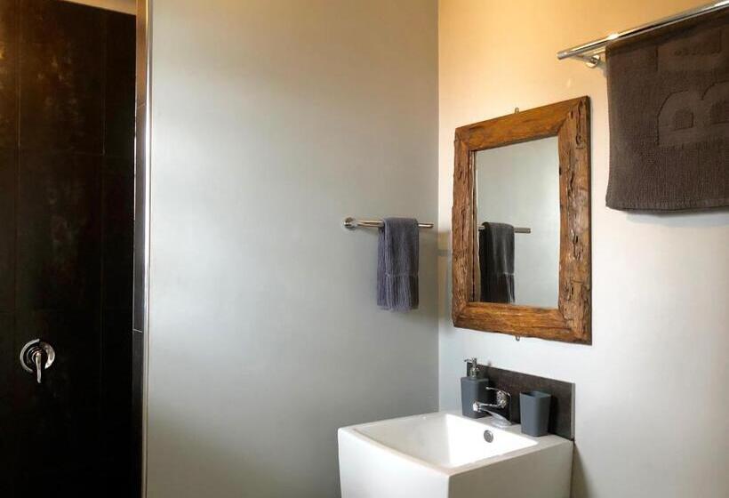 침실 1개 아파트, Five 3 Five