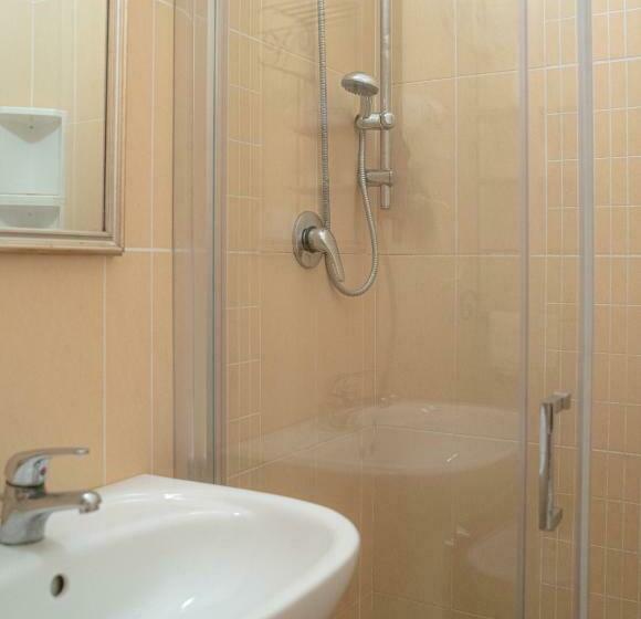 Camera Standard, Arabel