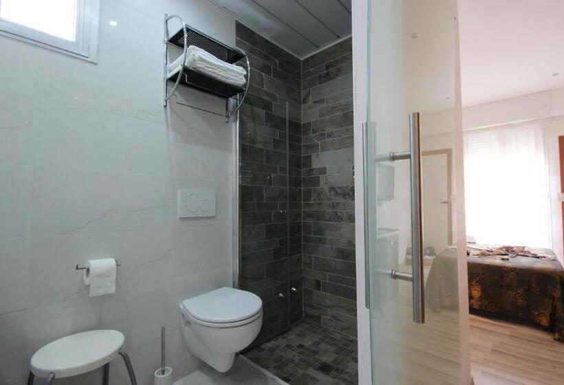 Camera Quadrupla Superiore, Arabel