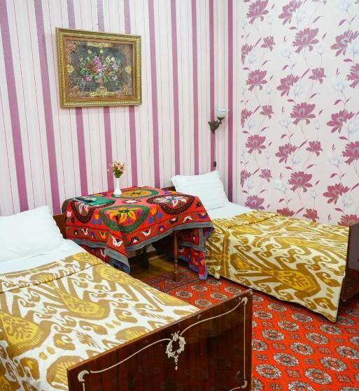 חדר סטנדרט, Little Bukhara