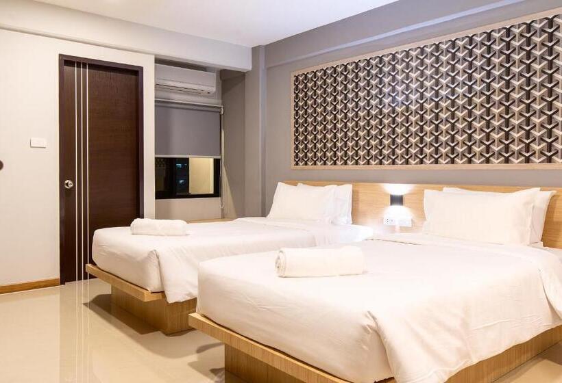 اتاق استاندارد, Plaai Play