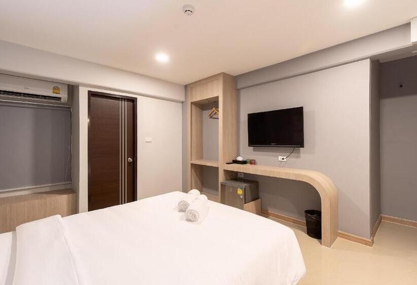 اتاق استاندارد, Plaai Play