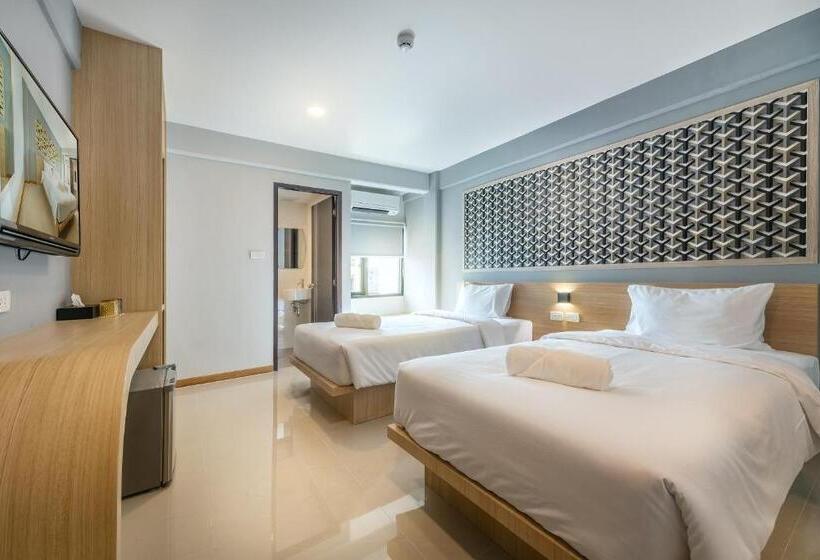 اتاق سوپریور, Plaai Play