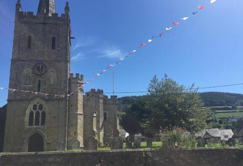 スタンダードルーム, Red Lion Inn