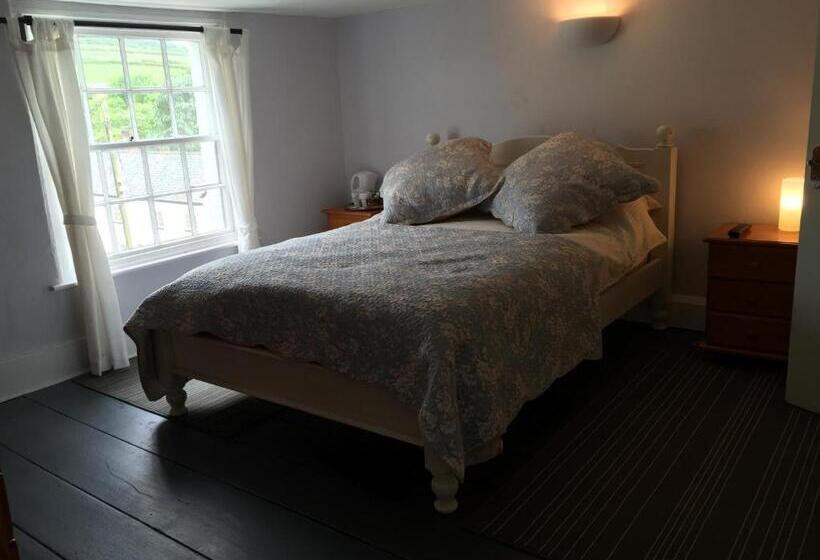 Номер Стандарт, Red Lion Inn
