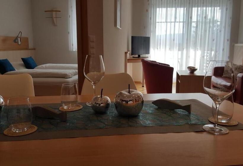 شقة عائلية, & Restaurant Karpfen