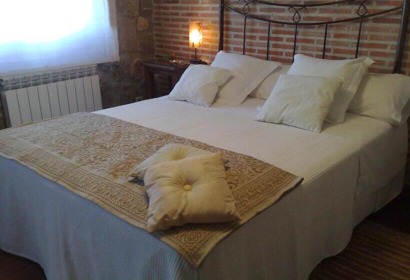 חדר סטנדרט לשלושה, Rural San Pelayo