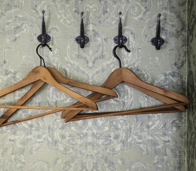 套房, Smakrike Krog & Logi