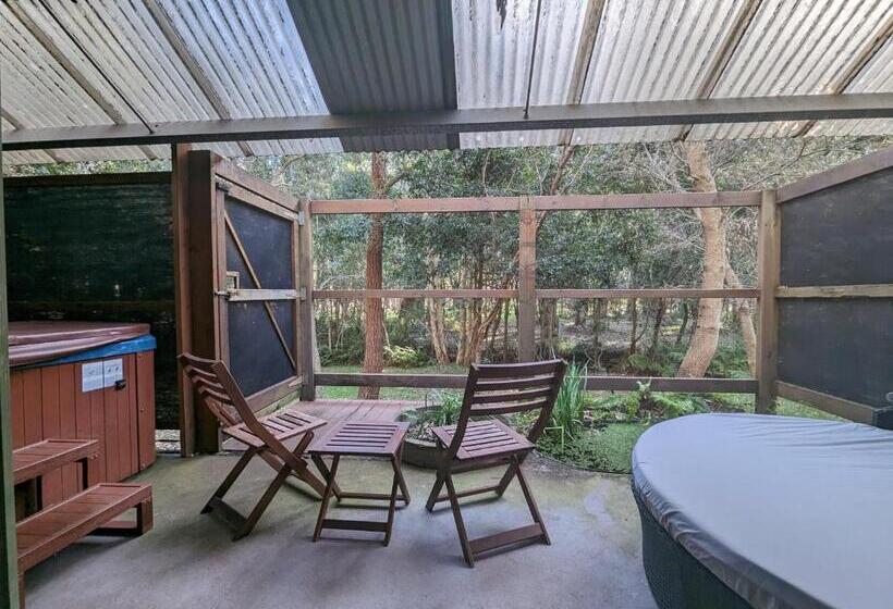 Бунгало Стандарт, The Oasis At One Mile Beach