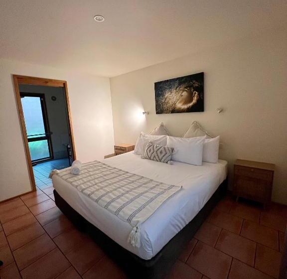 Бунгало Стандарт Вид на Сад, The Oasis At One Mile Beach