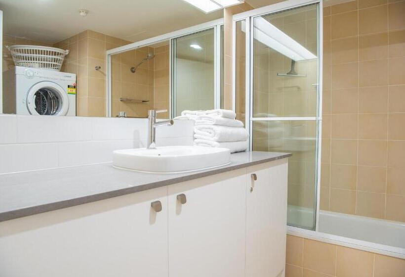 דירת חדר בקומת קרקע, The Rocks Resort   Official