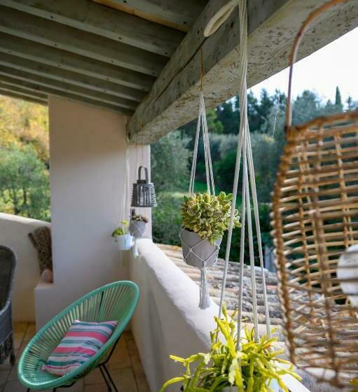 סוויטה עם טרסה, Le Mas De La Source