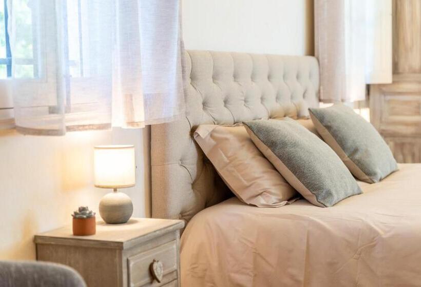 סוויטה משפחתית, Le Mas De La Source