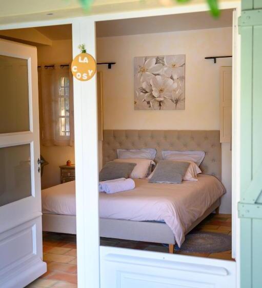 סוויטה משפחתית, Le Mas De La Source