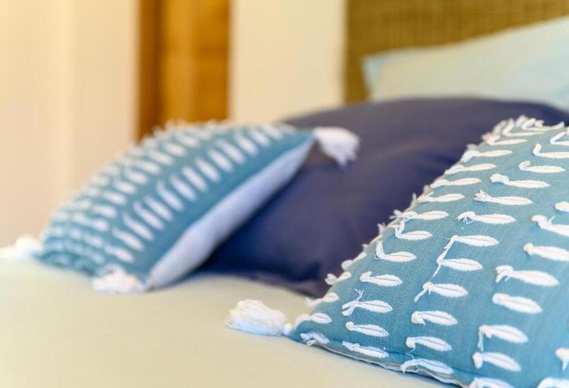 חדר סטנדרט נוף לבריכה, Le Mas De La Source