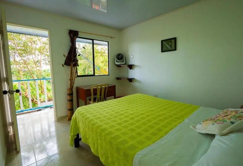 ガーデンビュースタンダードルーム, Casa Campesina Hostel