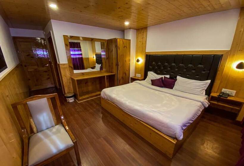 Номер Deluxe, Ahr Windsor The Mall Shimla