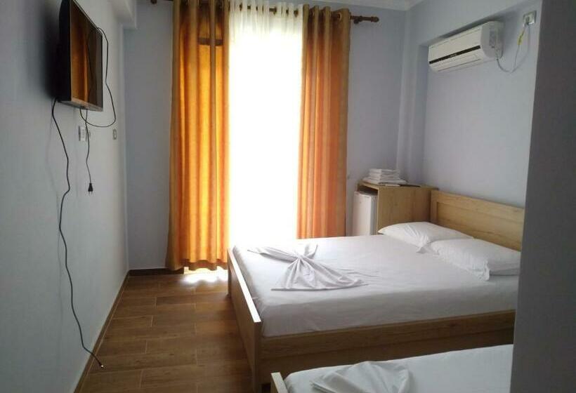 غرفة عائلية, Billy