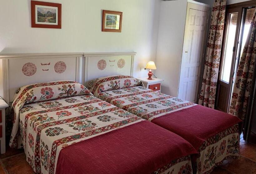 חדר סטנדרט עם מרפסת, Hostal Atalaya En Capileira Cb
