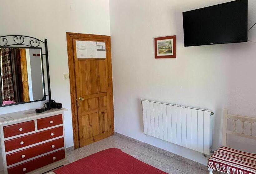 Номер Стандарт с Балконом, Hostal Atalaya En Capileira Cb