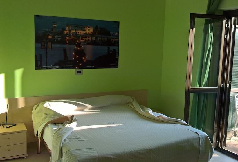 Chambre Standard Vue Jardin, Battle Of Britain