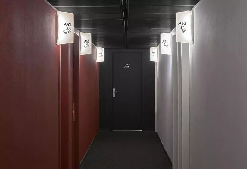 سوییت, Casa Camper Barcelona