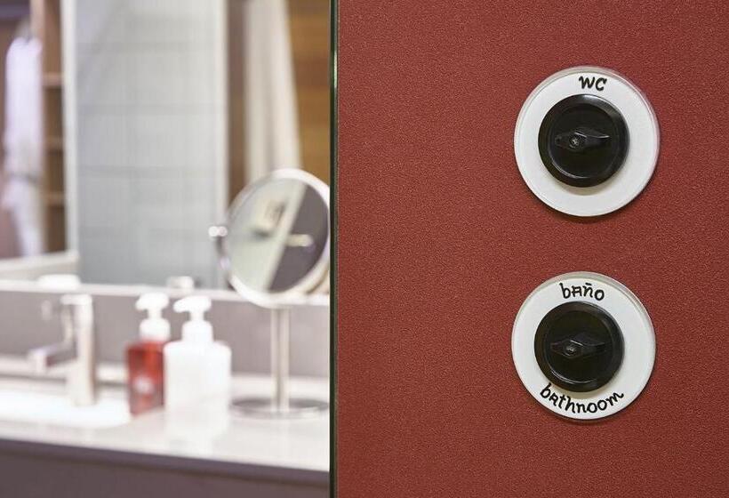 Люкс, Casa Camper Barcelona