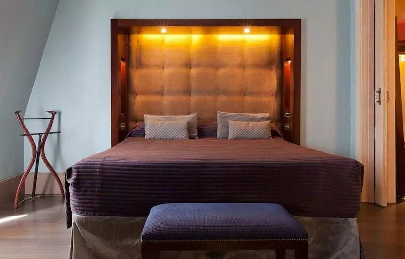 Suite, Casa Fuster G.l Monumento