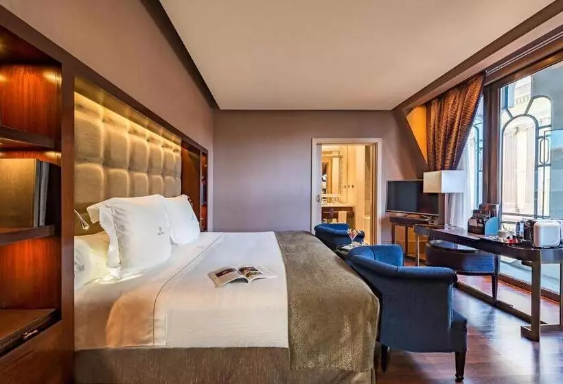 Habitación Superior, Casa Fuster G.l Monumento