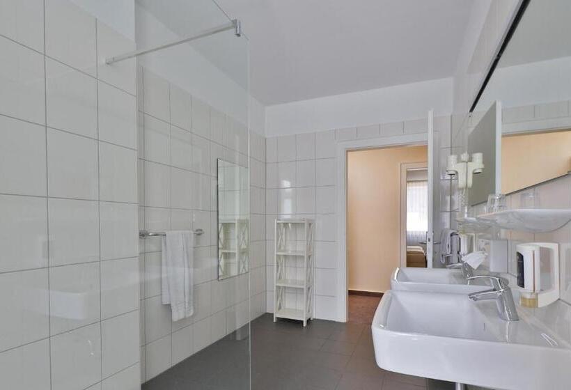 Номер Комфорт, City Partner Central Hotel Wuppertal