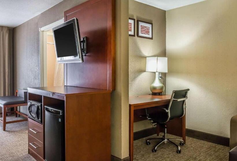 סוויטה, Comfort Inn