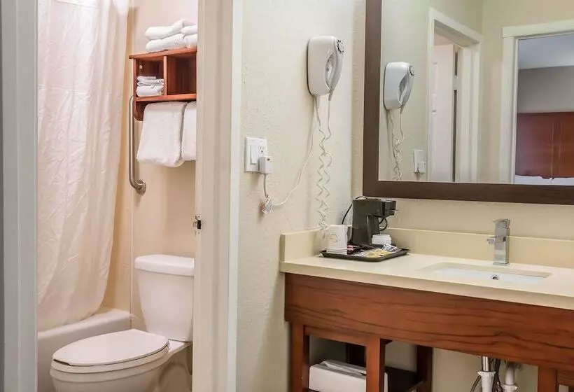 Sviitti, Comfort Inn