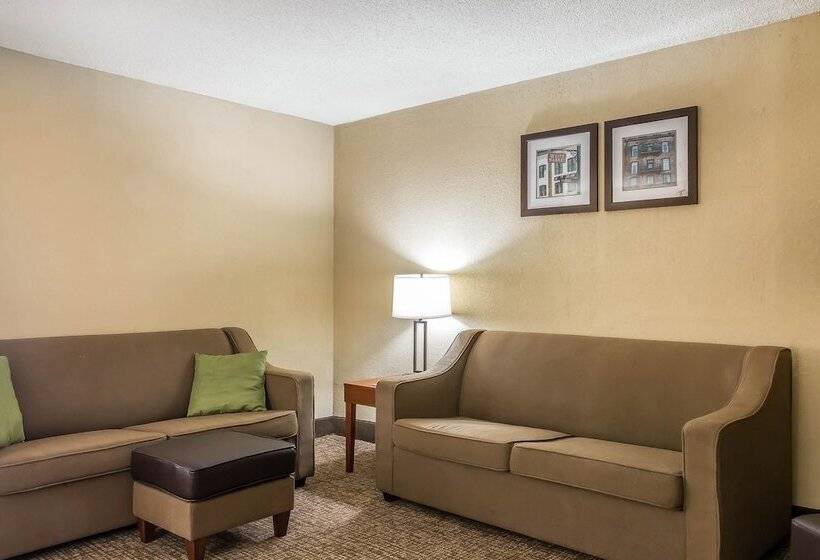 סוויטה מותאמת לאדם עם מוגבלויות, Comfort Inn